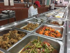 多功能食品检测仪，检查学校饭菜安全情况